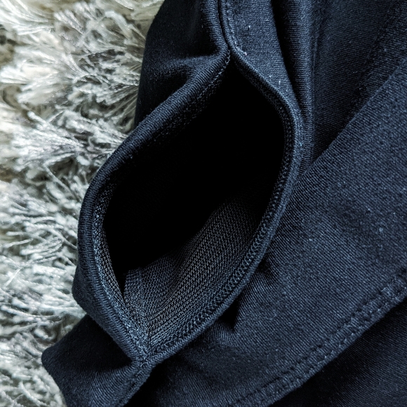 GAPFIT MATERNITY | 2 PAIRS Full Panel Maternity Crop Blackout Leggings - Picture 10 of 11